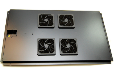 Модуль вент. KRA-FUN-1000 (4) для шкафов KRC глубиной 1000 мм, 4 вентилятора, черный, Krauler Модуль вент. KRA-FUN-1000 (4) для шкафов KRC глубиной 1000 мм, 4 вентилятора, черный, Krauler